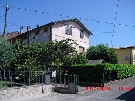 casa Via Guerri, con accesso dal civico n. 8 CAPANNORI