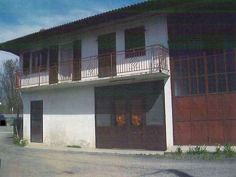 casa Via E. De Amicis, 14 (Frazione Grange), gia Via Front, 36 FRONT