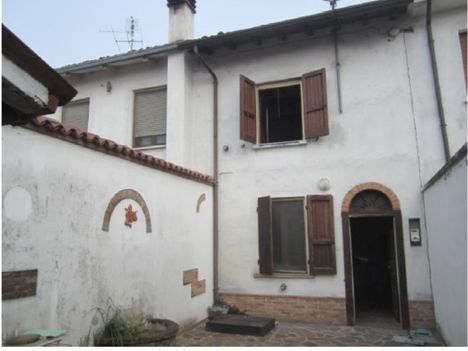 casa Località Corgole, Vicolo Arfini Pietro, 39. ACQUANEGRA SUL CHIESE