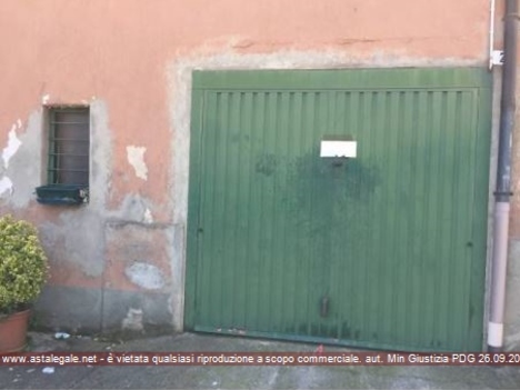 casa Vergo- Zoccorino, via Sant’Ambrogio n. 17 - P.za S. Pellico BESANA IN BRIANZA