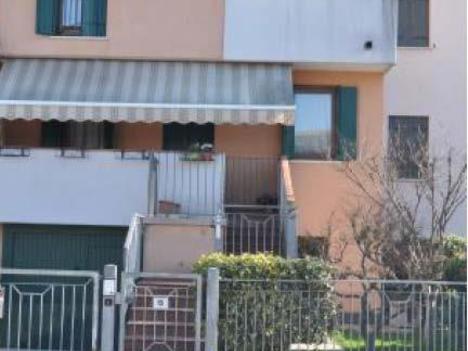 casa Villalta, Via Ugo Foscolo GAZZO
