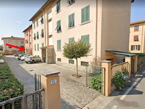 casa via per Corte Puccetto, 25 frazione S. Donato LUCCA