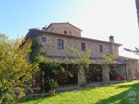 casa CASTELLINA IN CHIANTI SIENA