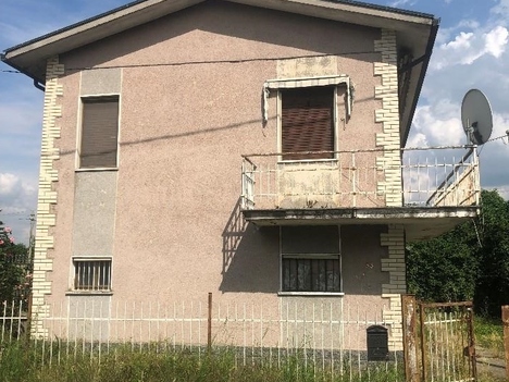 casa Via Canova, 55  (già Via Suppellone, 55) VERRUA PO