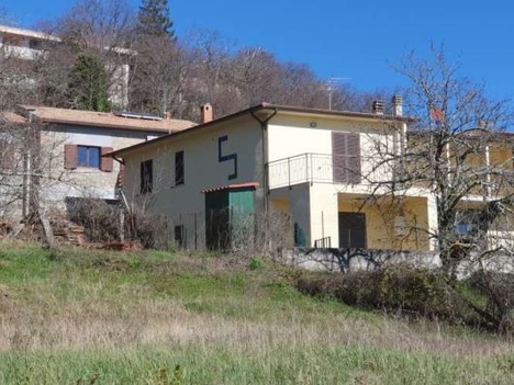 casa Frazione Sassofortino - Via della Sorgente n° 7 ROCCASTRADA