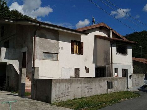 casa Via Garibaldi, 26 - Prestento TORREANO