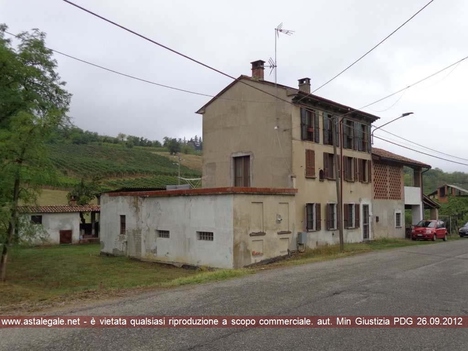 casa Strada Provinciale 198 , civico 184, ed in Comune di Lirio (PV), Strada Provinciale 198 snc PIETRA DE' GIORGI